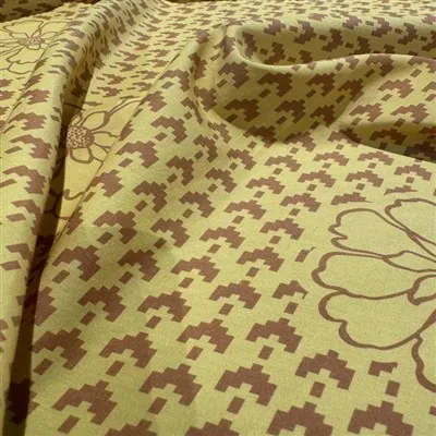 Jaka jest faktura tkaniny jedwabnej?